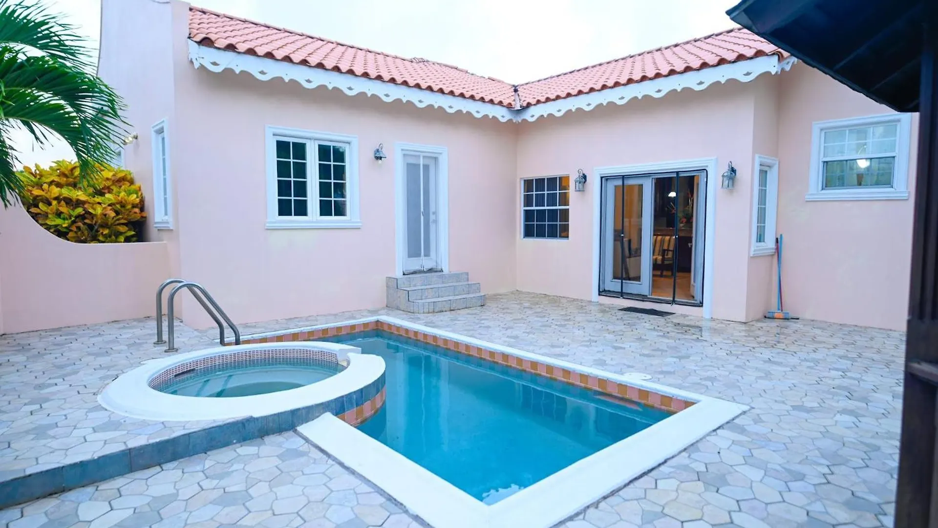 Iyanola Tee Joys Villa Gros Islet 0*,  Saint Lucia